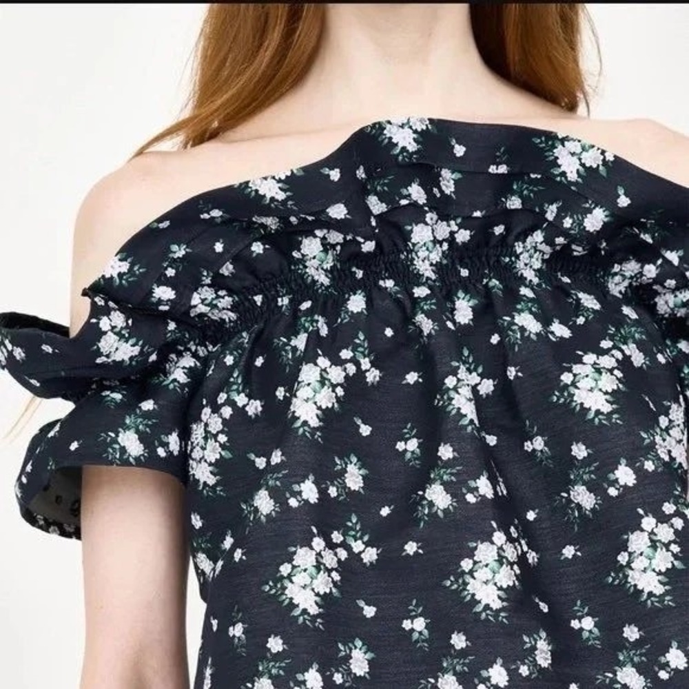 Christy Lynn Black Floral Jacquard Off The Shoulder Ruffle Crop Top Size Medium